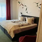 Nocleg ze śniadaniem Eulenhof 2*