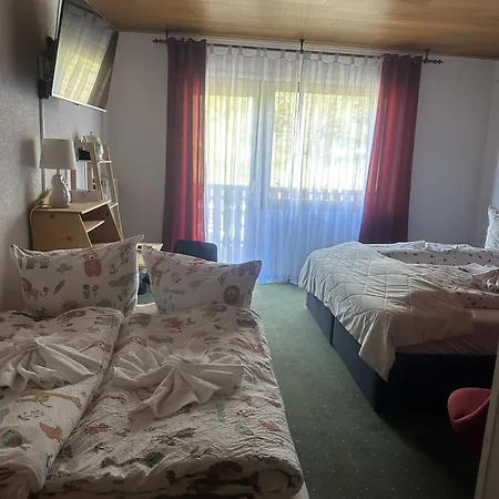 לינה וארוחת בוקר Eulenhof *