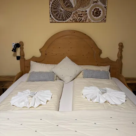 Eulenhof Bed & Breakfast 2*
