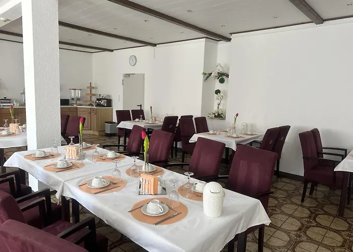 Eulenhof Frühstückspension 2*