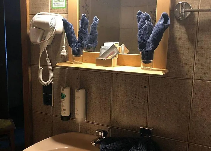 Eulenhof Frühstückspension 2*